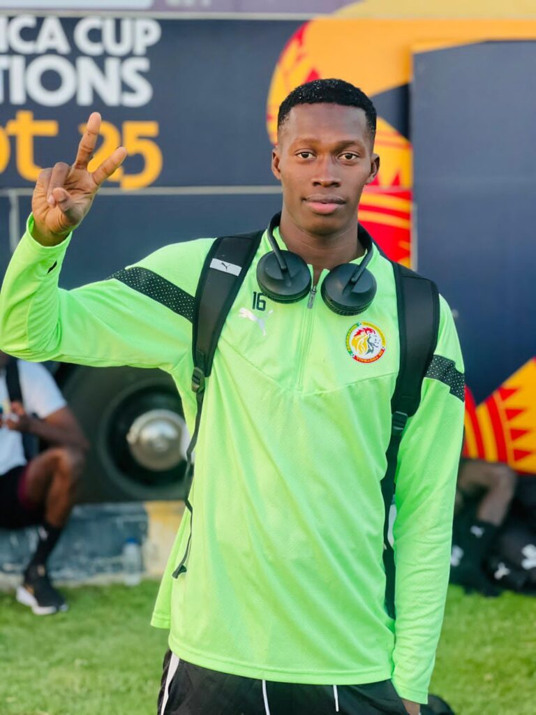 WhatsApp-Image-2025-05-20-a-12.33.31_48f60010-768x1024 🧤 Mouhamed Sissokho, l’héritier qui monte en puissance